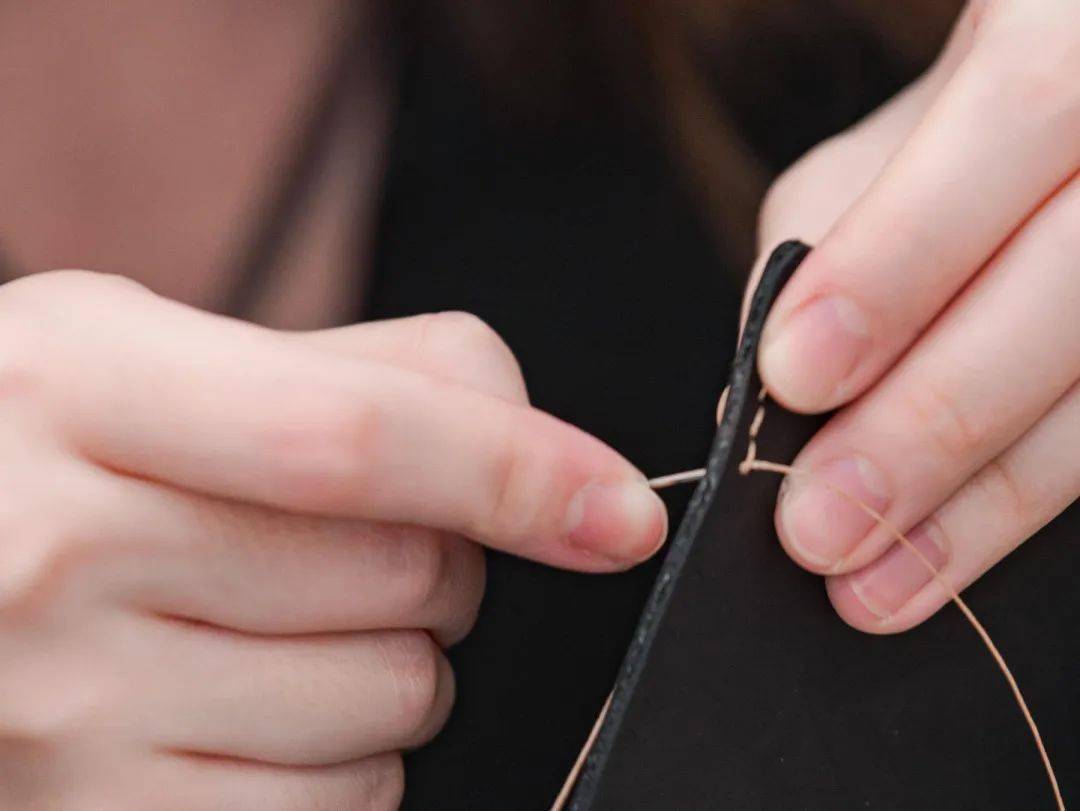 时尚diy,来制作属于你的手工皮包~_皮具_谈判_社区