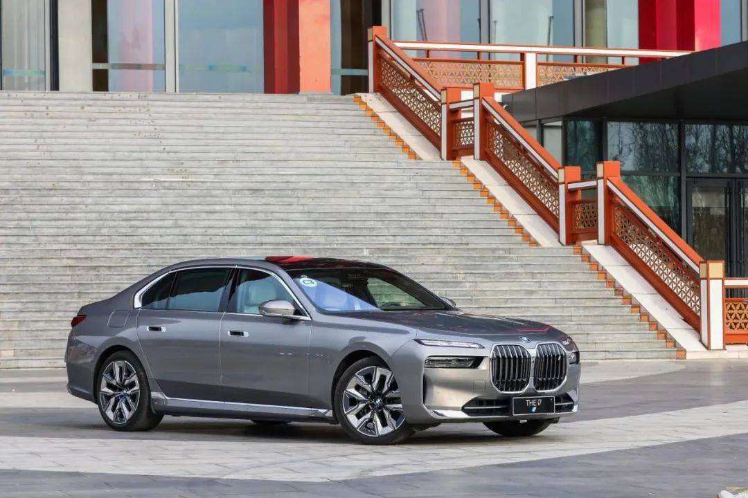 前所未有的数字化豪华体验 全新bmw 7系这次赢了s级吗 搜狐汽车 搜狐网