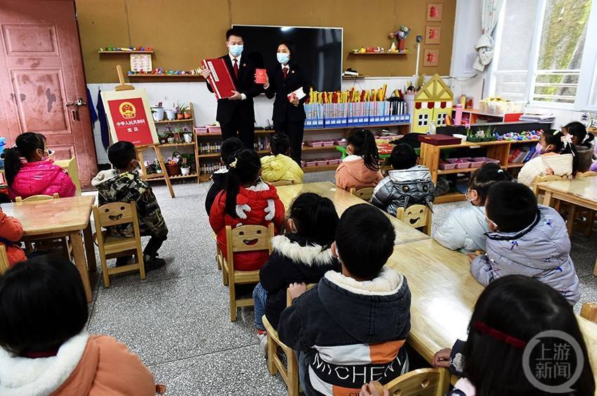 中旭未来拟IPO：曾分红1亿却欠缴员工近5千