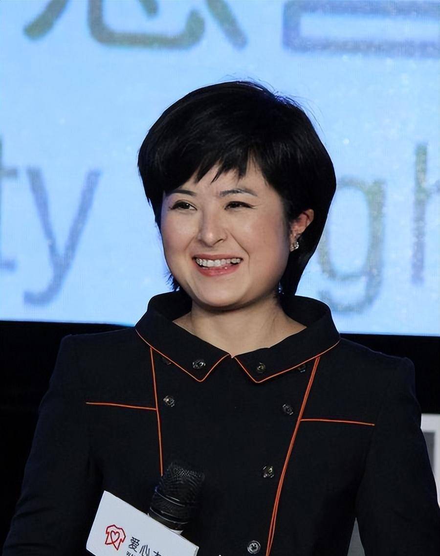 张泉灵:我这辈子最正确的决定,就是为大18岁的高官丈夫生儿子_李铁