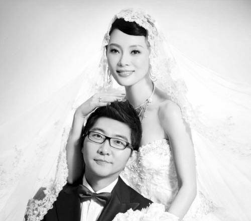 31岁凭借《暗算》走红成名的他,34岁嫁给二婚钢琴家赵胤胤_陈数_角色