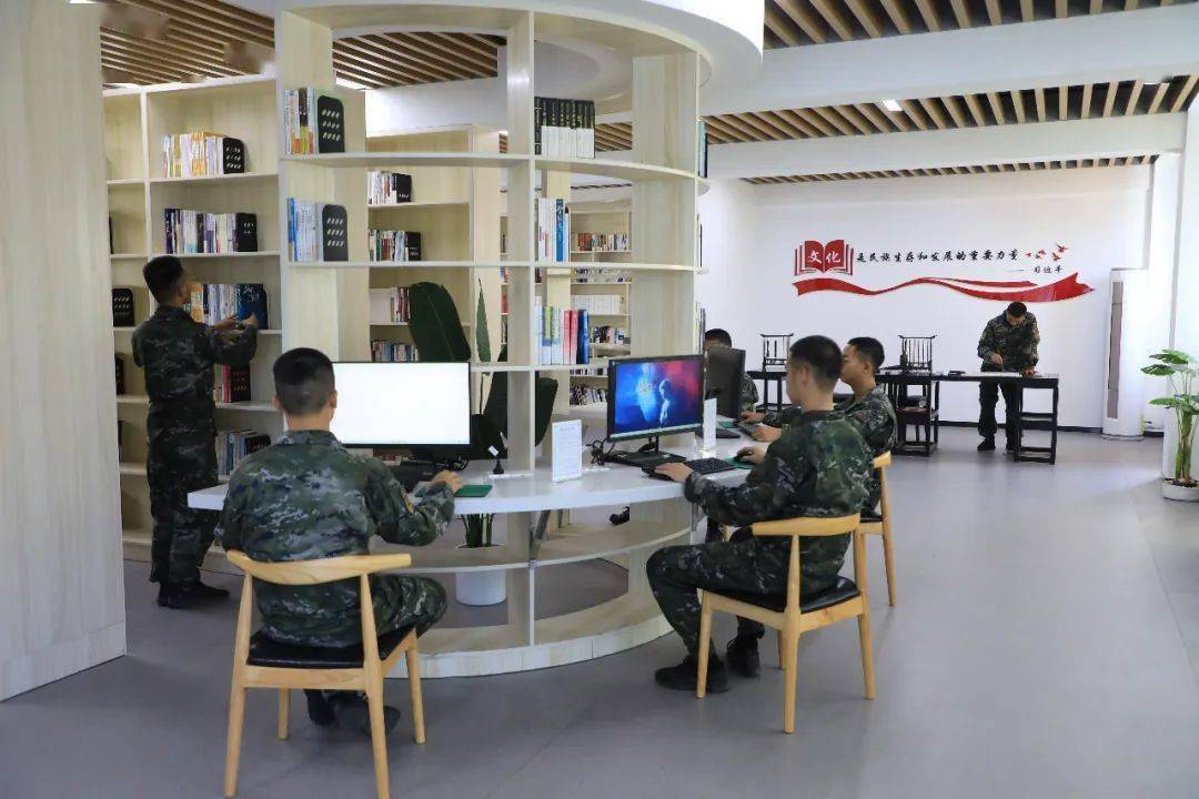 激动地说,"支队同黄石市图书馆联合开展流动图书进军营活动确实为丰