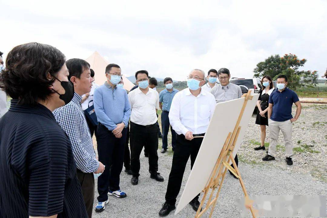 朱家伟在景洪市调研时强调:坚持以人民为中心的发展思