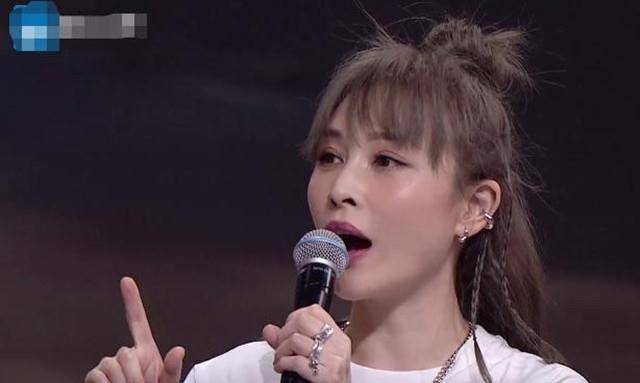 许飞尚雯婕事件发酵,唐笑厉娜纷纷表态,14年的恩怨又被搬上台面_节目