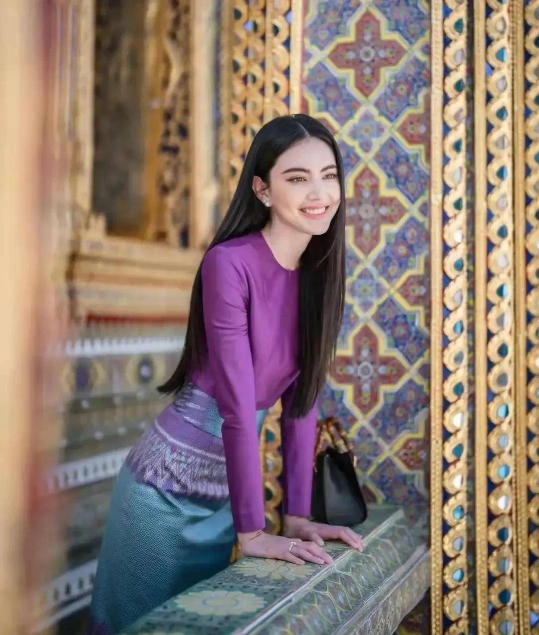 泰国混血女星黛薇卡·霍内,人间绝色_爱情_时候_苦难