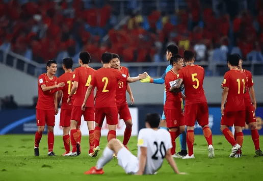 国足名宿谈中国足球退步原因！与姚明观点一致，2大关键需改正