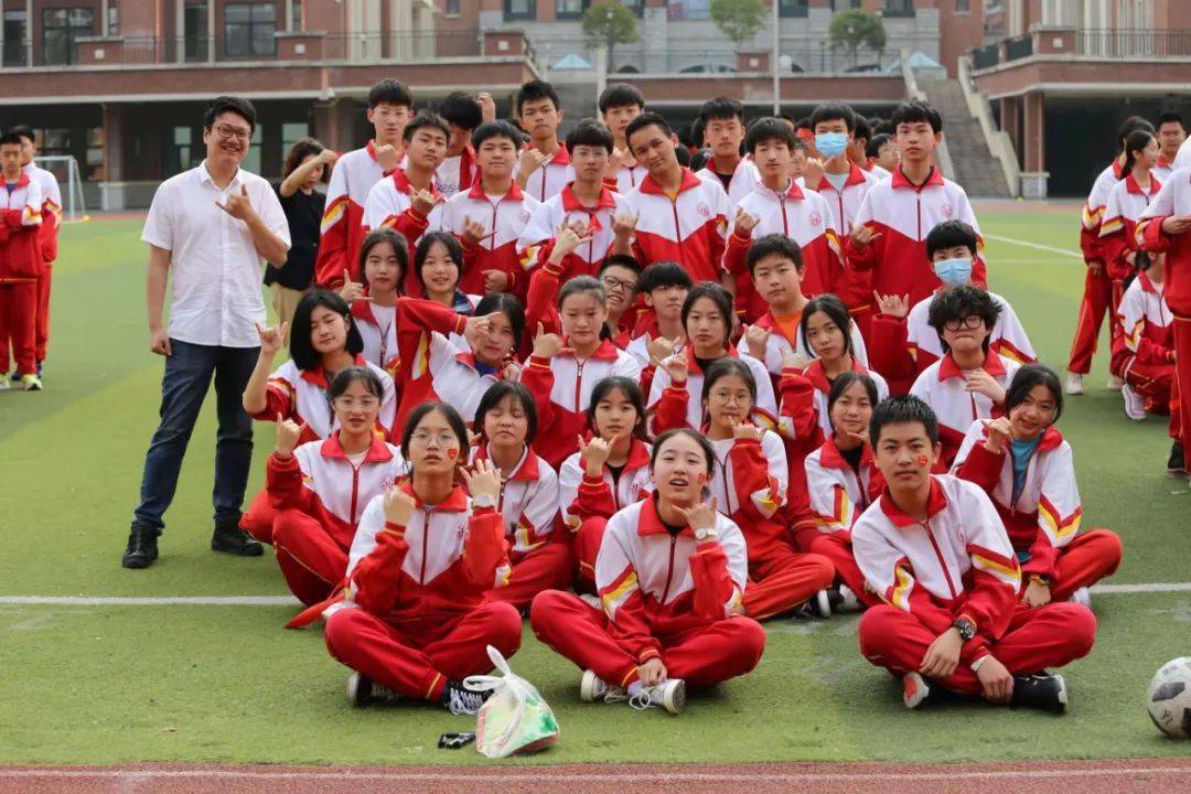 ip印记(三) | 贵阳12所学校校服展示,有你的吗?_青春_少年_南明区