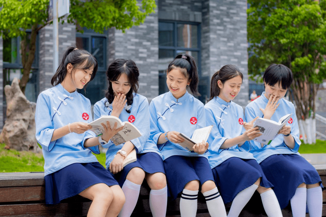 ip印记(三) | 贵阳12所学校校服展示,有你的吗?_青春_少年_南明区