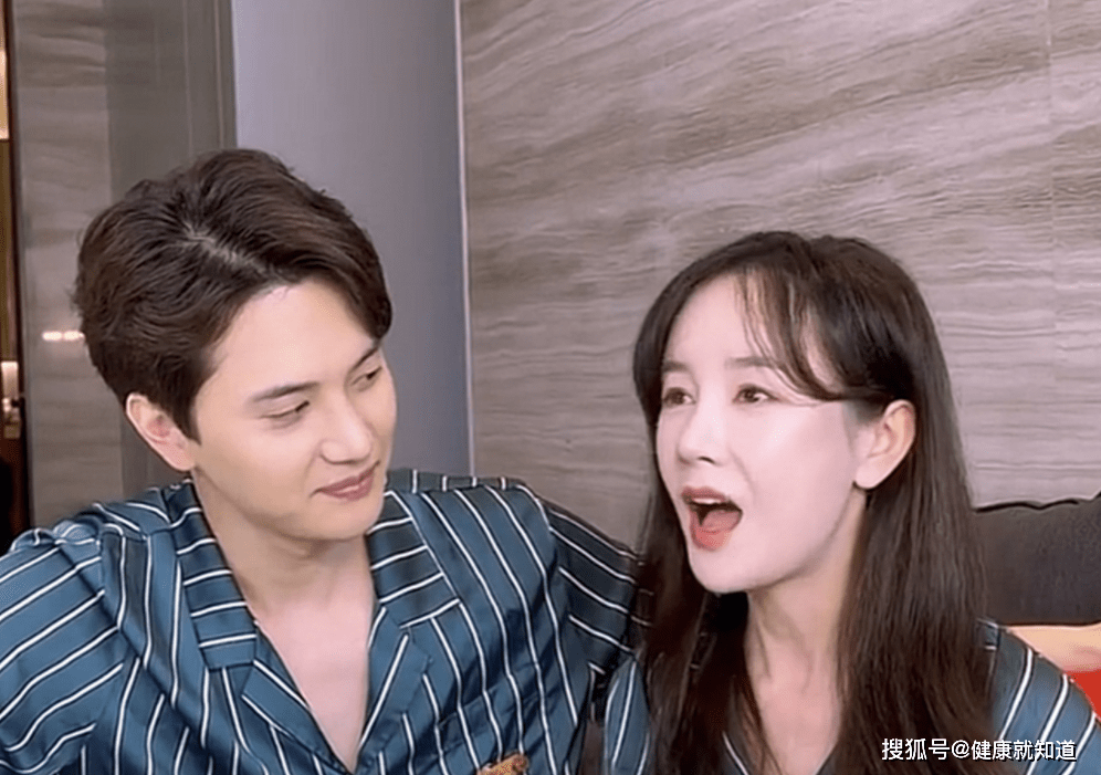 外界怀疑跟丈夫小五金恩圣会婚变_夫妻_老婆_网友