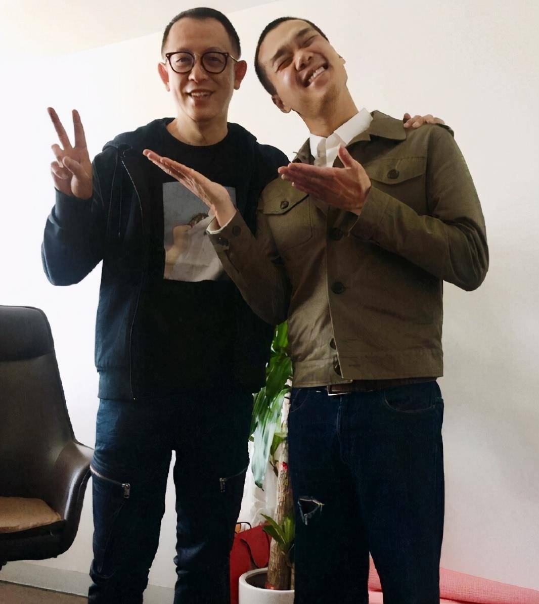 金莎二号男嘉宾条件一点不输盛况,身高178大暖男,曾因长相表白被拒_耿