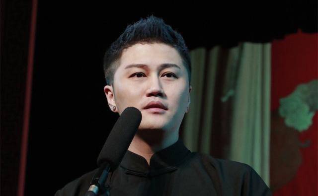 原来,德云社刘九思当晚观看了一场马戏表演.