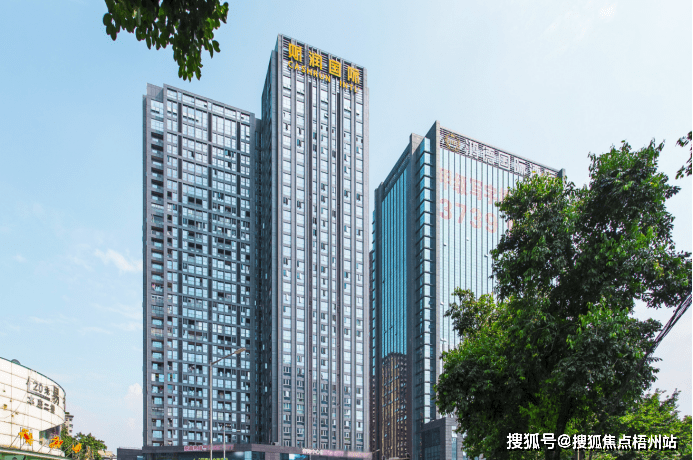 39km地铁:27路; 138路; 400路; 夜14路b 东莞庄总站距离0.