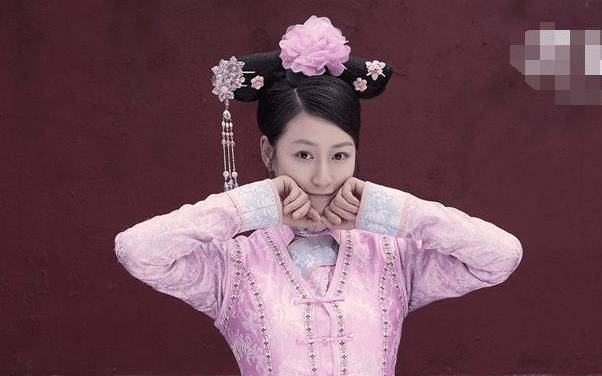 颇有感染力的演员赵芮菡,出道时间较晚一些,据说是任嘉伦的师妹