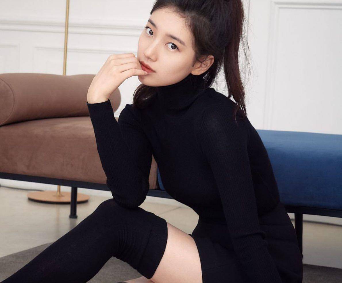 裴秀智"放飞自我",穿红色波点裙化身复古女郎,轻熟女孩真迷人_黑色