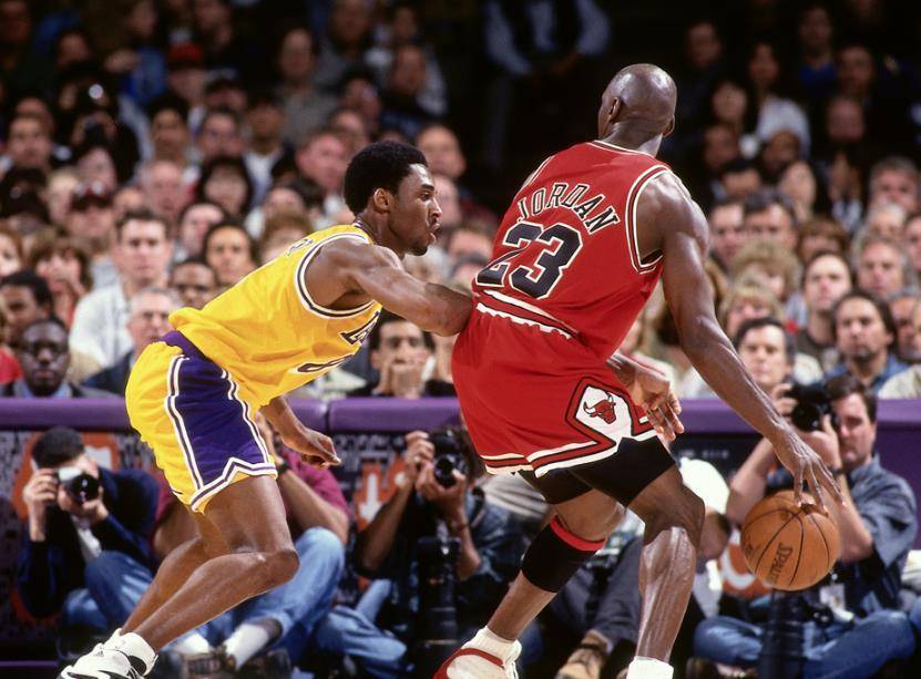 对比两人生涯8次交手,他们的数据是这样的_命中_篮板_飞人