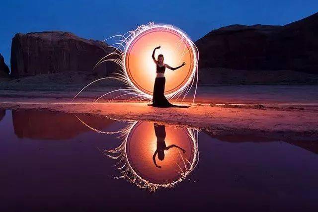 夜景拍摄技能,超酷炫的光绘人像!_光源_闪光灯_调整