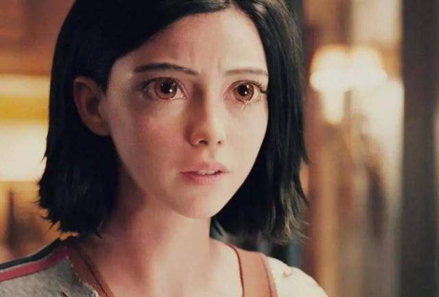 也可以说罗莎萨拉扎尔才是真正的阿丽塔,所有感动观众的瞬间都是有了