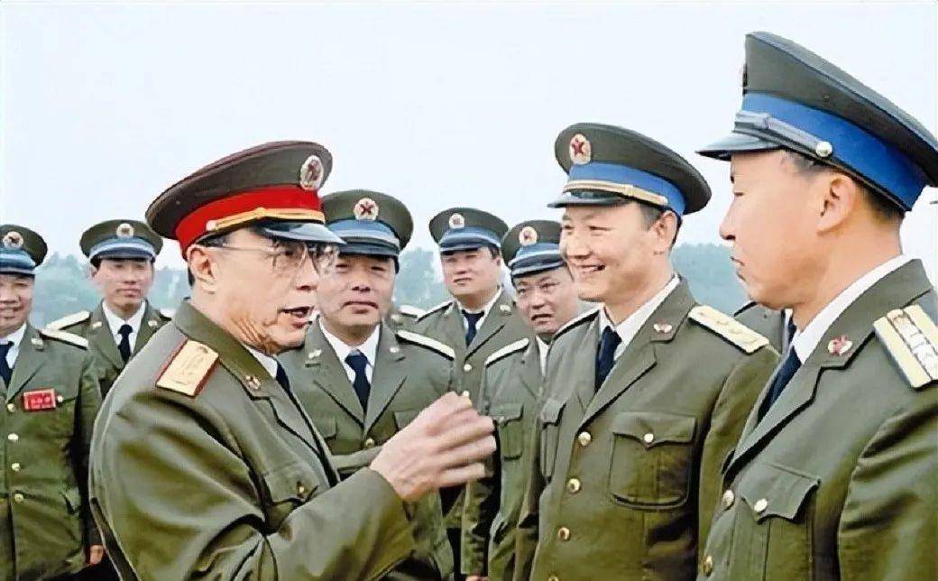 袁升平_邓华很_美军