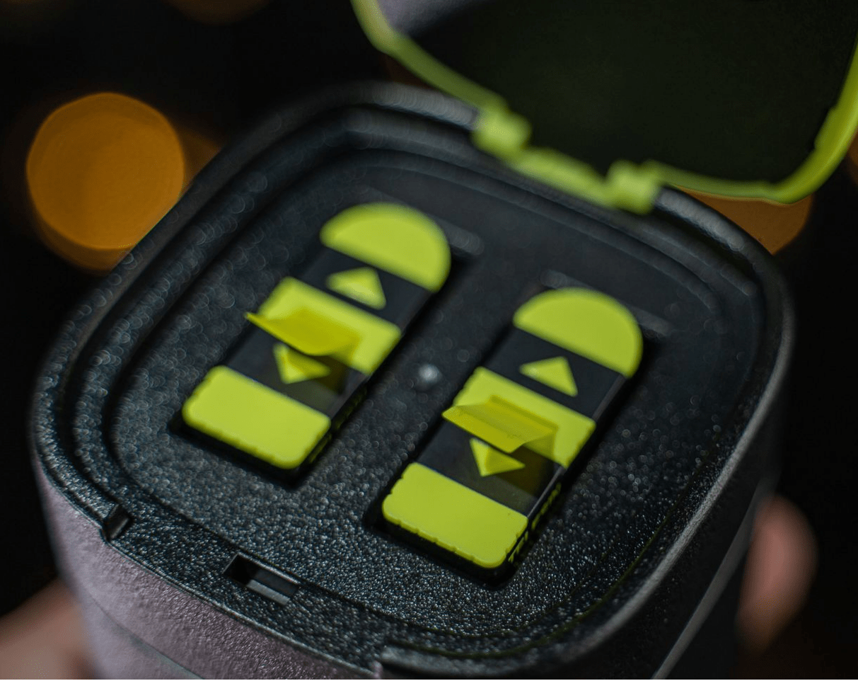 GoPro续航拯救者,泰迅长短途双电快充二人组,助你告别电量荒