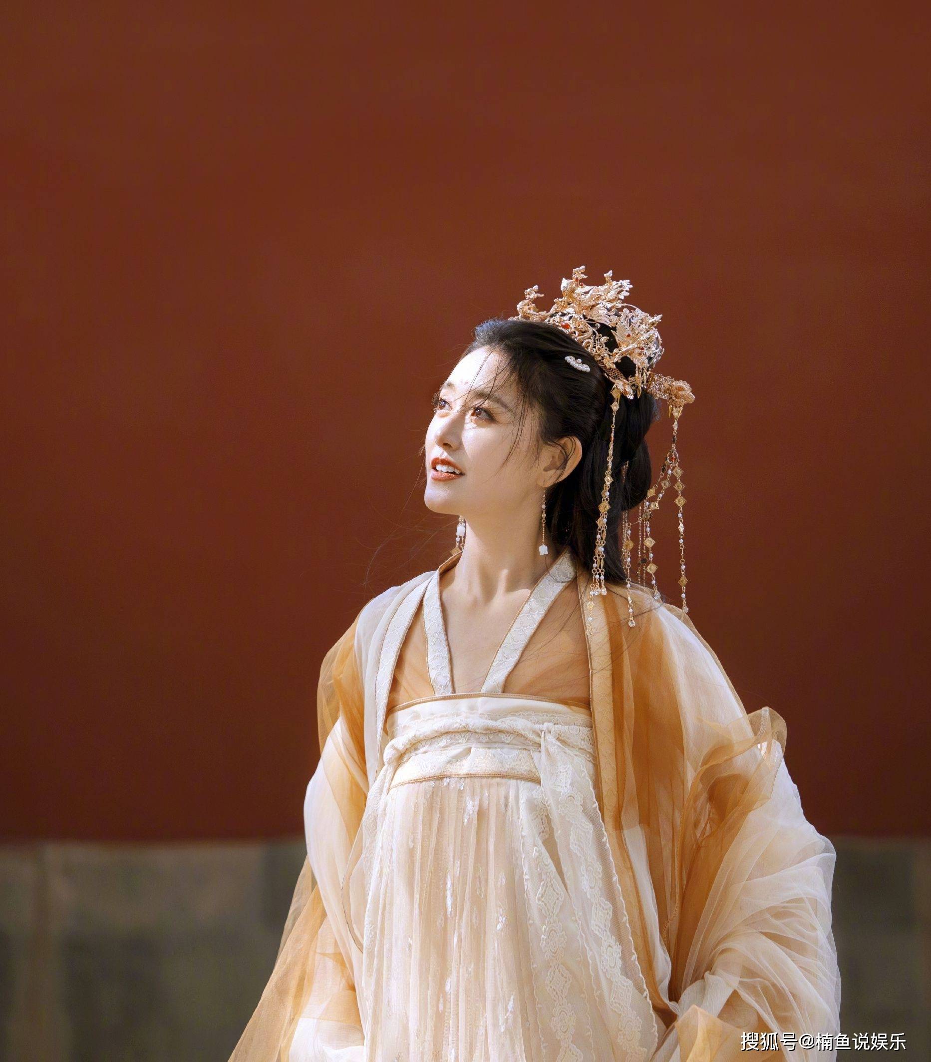 穿古装演绎古典美女,一颦一笑好似仙女下凡_唯美_写真_女子