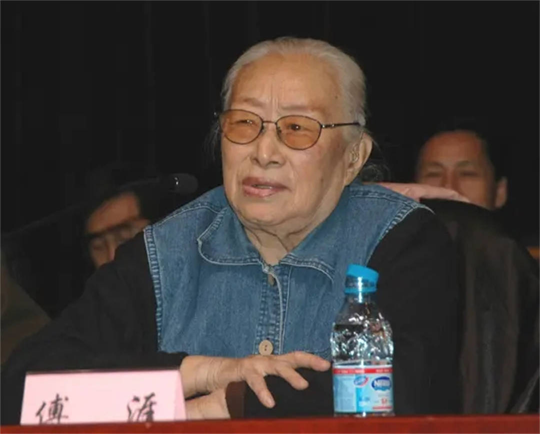 1985年,傅涯赴美公干,宋希濂强塞给她钱:代我给陈赓献一束鲜花_中共