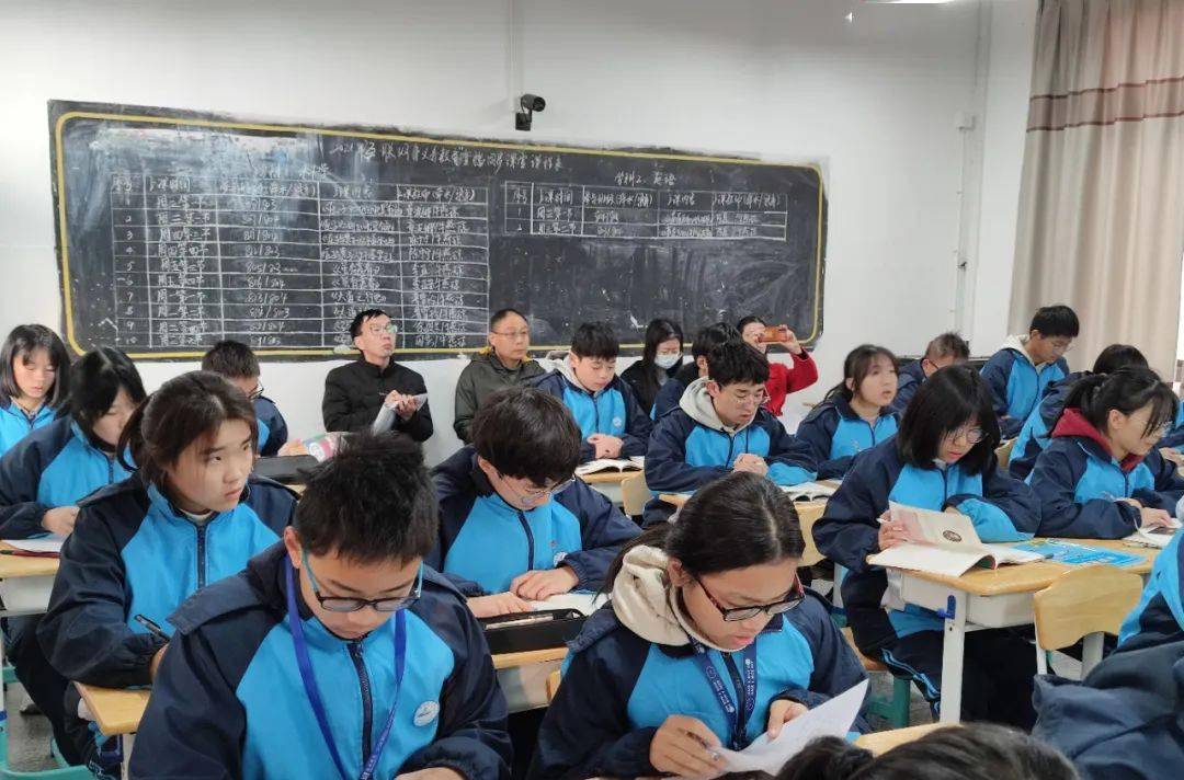 聚焦课堂,共促成长——我校中学部教师赴梁弄镇中参加课堂节活动_教学