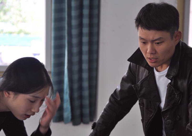 吕清超是我尊敬的戏剧演员,长相很普通,演技真的很棒_表演_梦想_行业
