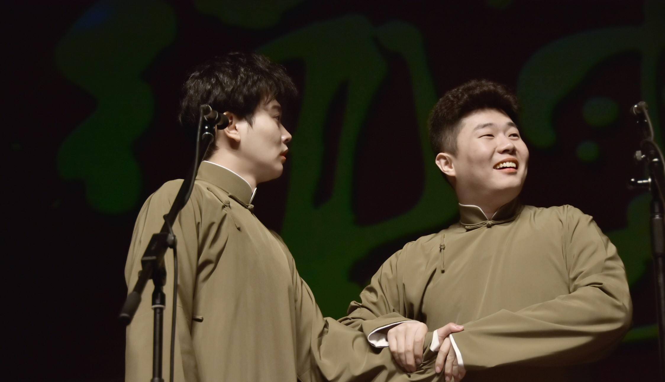 相研会姜昆暗讽德云社,李金斗"批"粉丝妨碍相声发展_观众_问题_研讨会