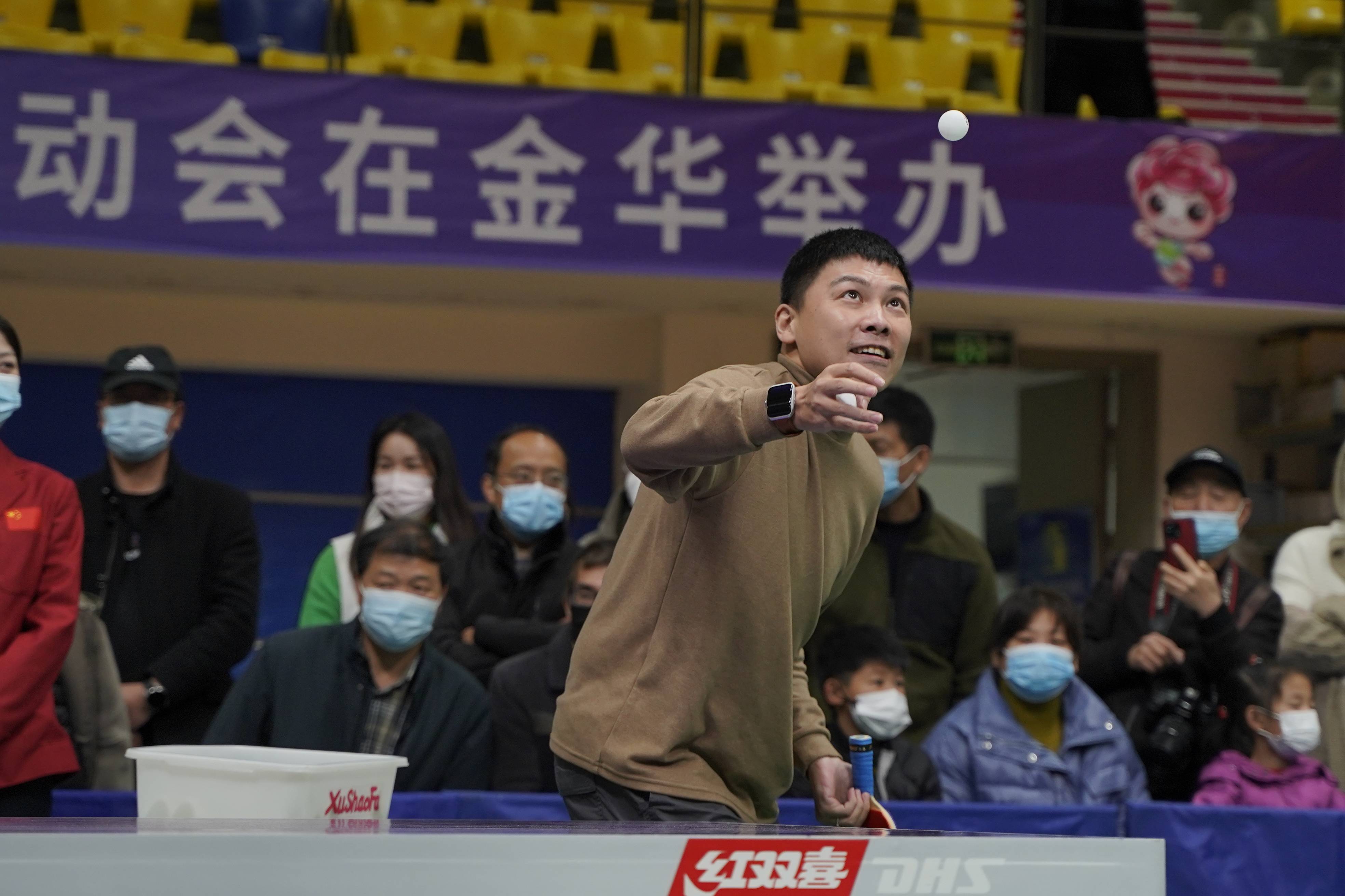 奥运冠军助力2022年金华市首届乒乓联赛_体育_健身_金茂