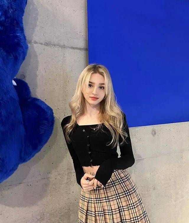 甜美感十足的芭比女神艾琳娜_林风_鬼灵_卡里莫娃