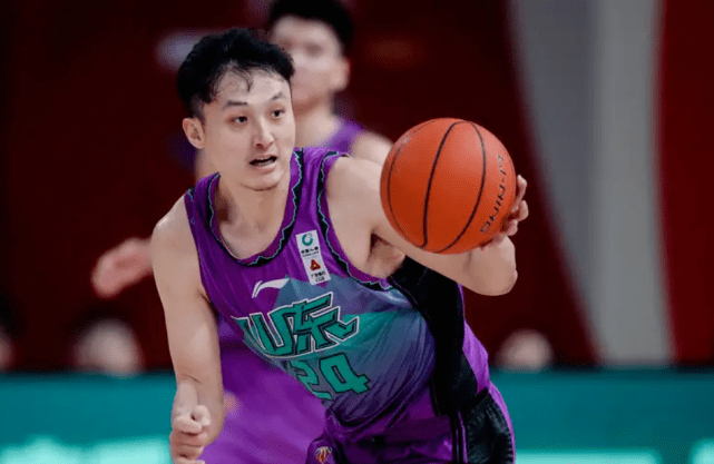 还有2天时间,刘晓宇就等着签约了,李根还有最后一