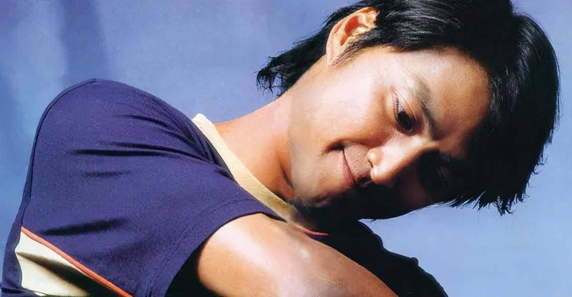 剧中饰演王朝的是高念国.他和马汉一样是包青天的得力助手.