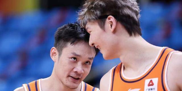 王哲林21 5一柱擎天,布莱德索20 5托多罗维奇空砍17 8_上海队_宁波队