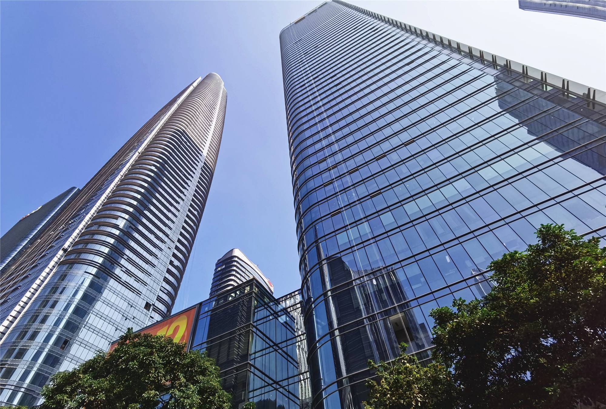 深圳大百汇广场写字楼占地面积多少|商业配套_办公_中心_艺术