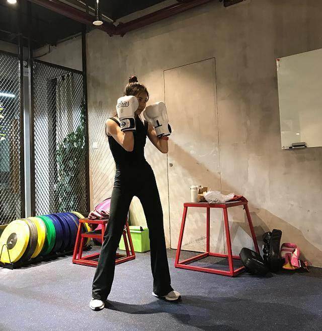 角色_赵敏由_陈钰