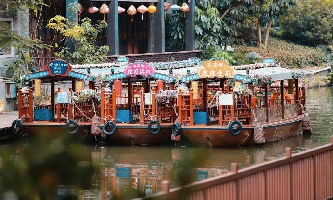 在涌道上玩出这么多花样的广州人,对荔枝湾的情,可见有多深.