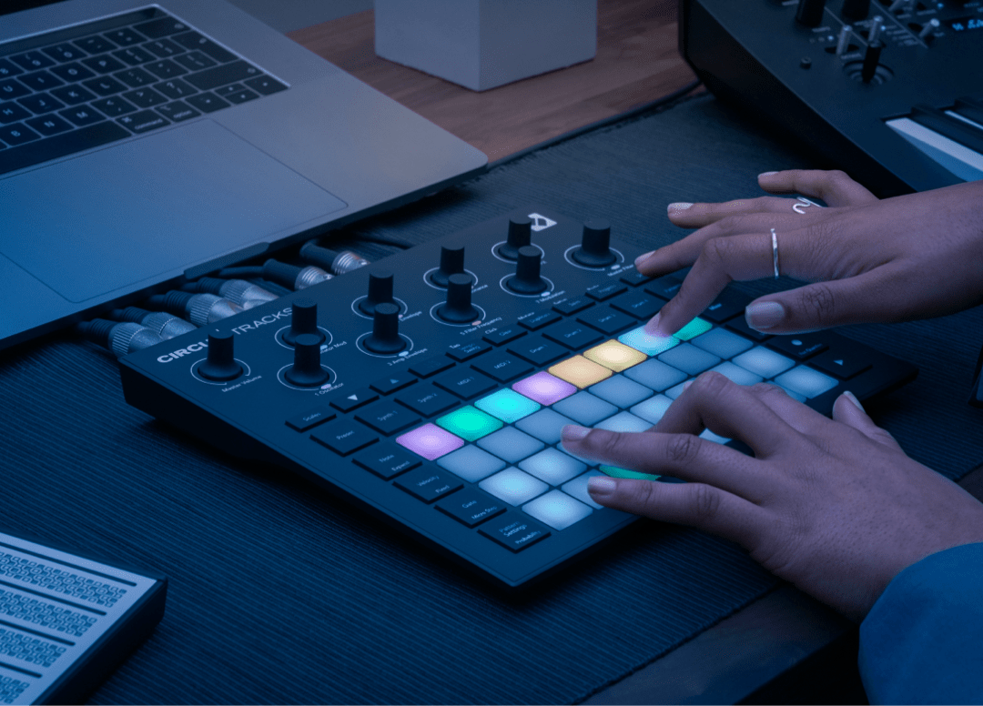 新品到货：Novation Circuit Tracks & Circuit Rhythm 上架_手机搜狐网