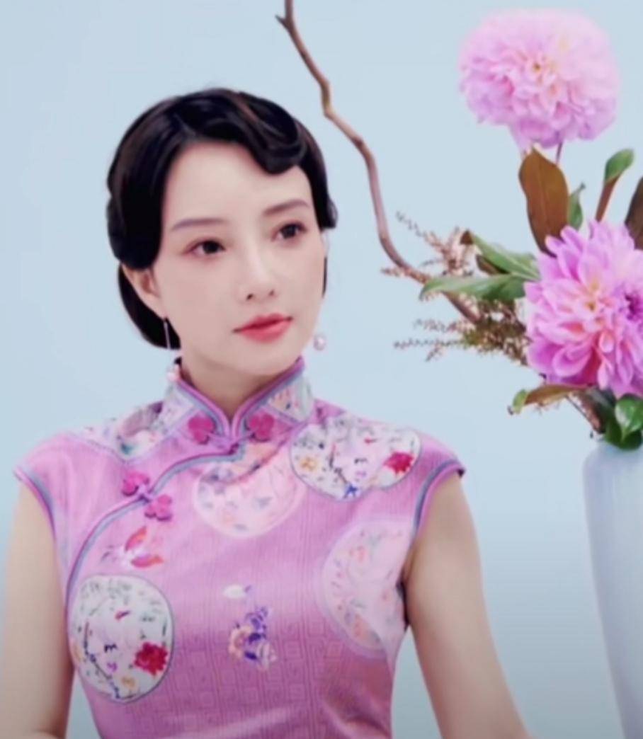 李小璐和甜馨拍古装大片,母女同框超养眼,甜馨长开后美得不像话