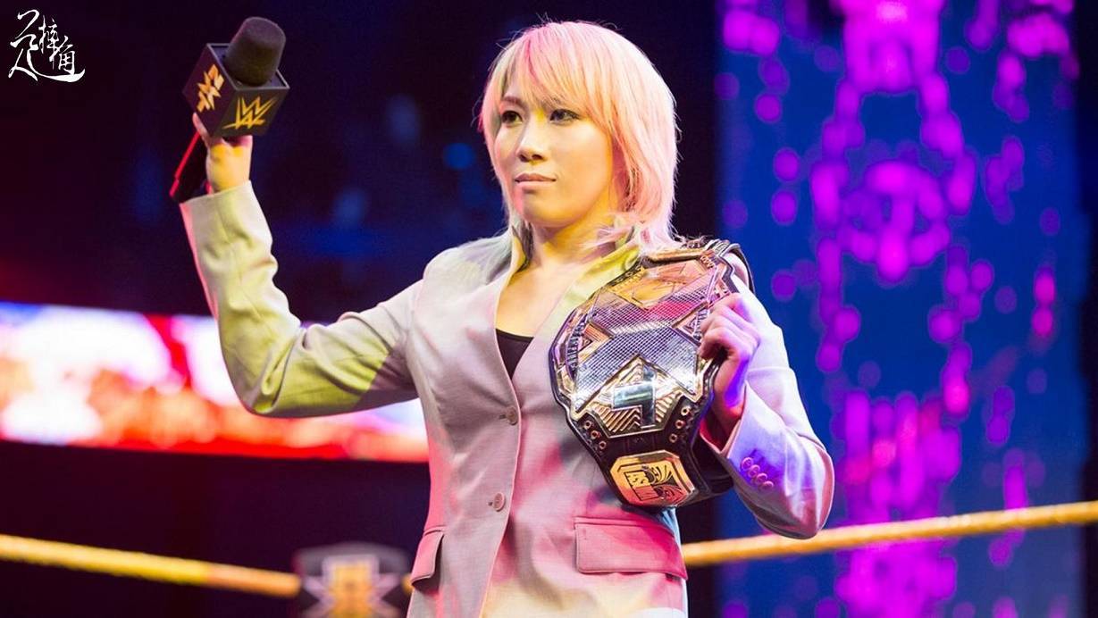 巴比莱斯利惨遭wwe开除?明日华的擂台妆居然正常了!