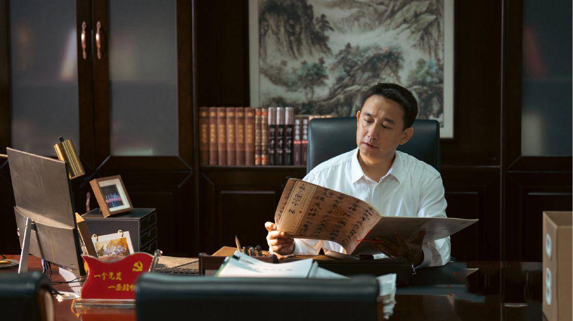 同样是正处级,权力比县长大_梅晓歌_方面_政府