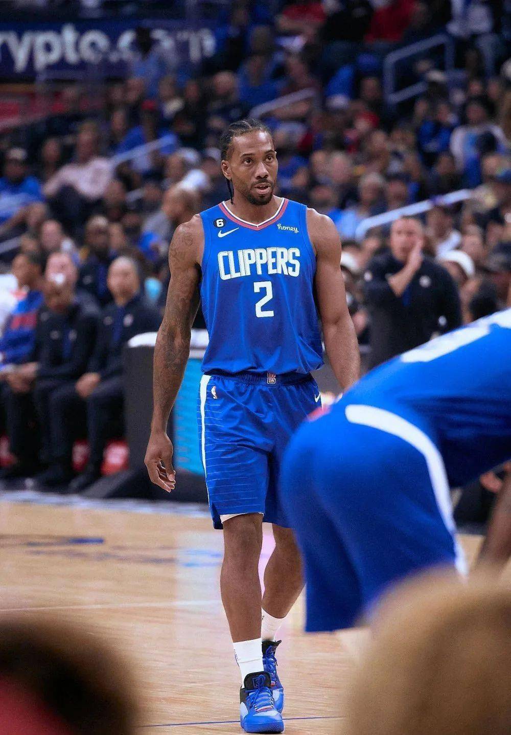 小卡终于不"卡"了?_莱昂纳德_快船_比赛