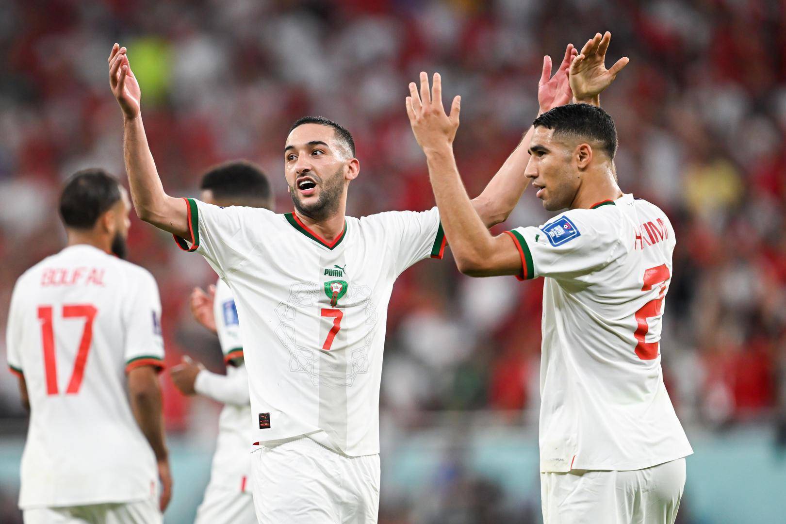 这位摩洛哥商人从自己的口袋里奖励了"阿特拉斯之_球员_阿什拉夫_奖金