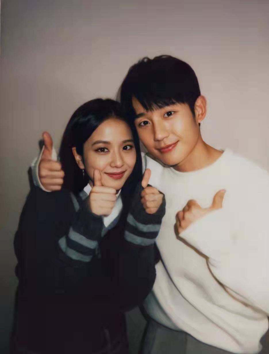 雪滴花:jisoo出镜谈论丁海寅是害羞回避吗?_观众_电视_剧中