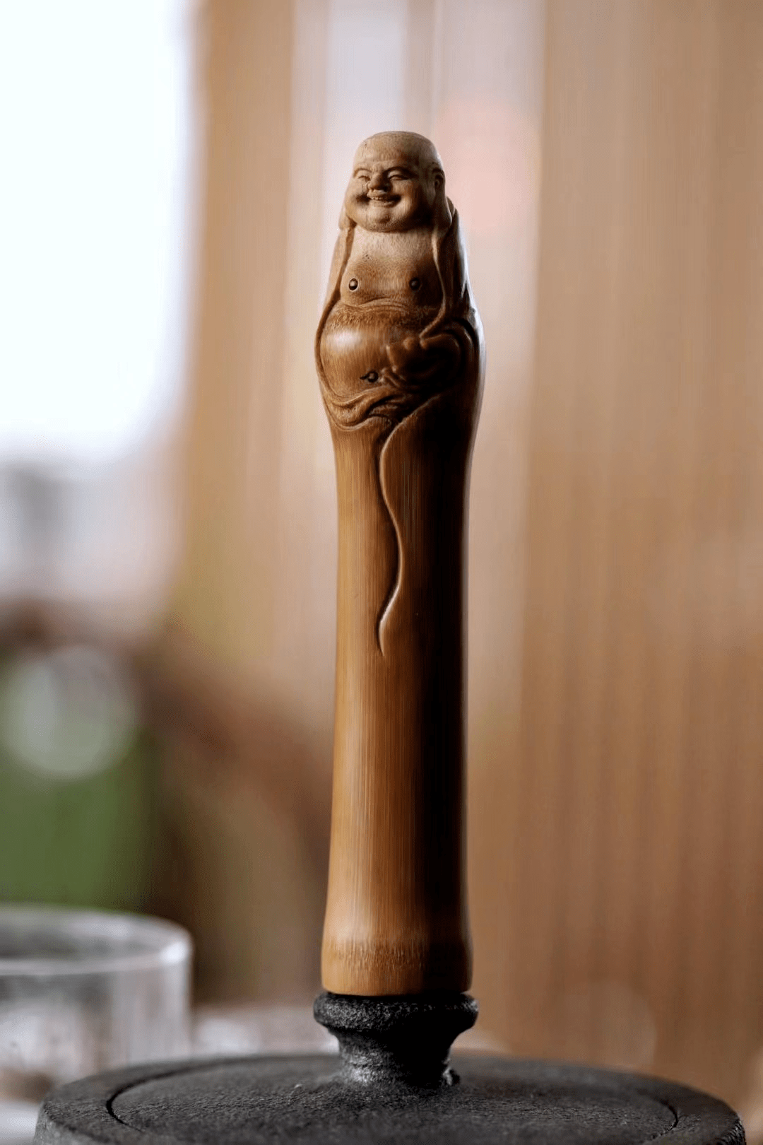 竹雕 | 弥勒佛如果想在短时间内达到比较好的包浆效果,需要我们在日常