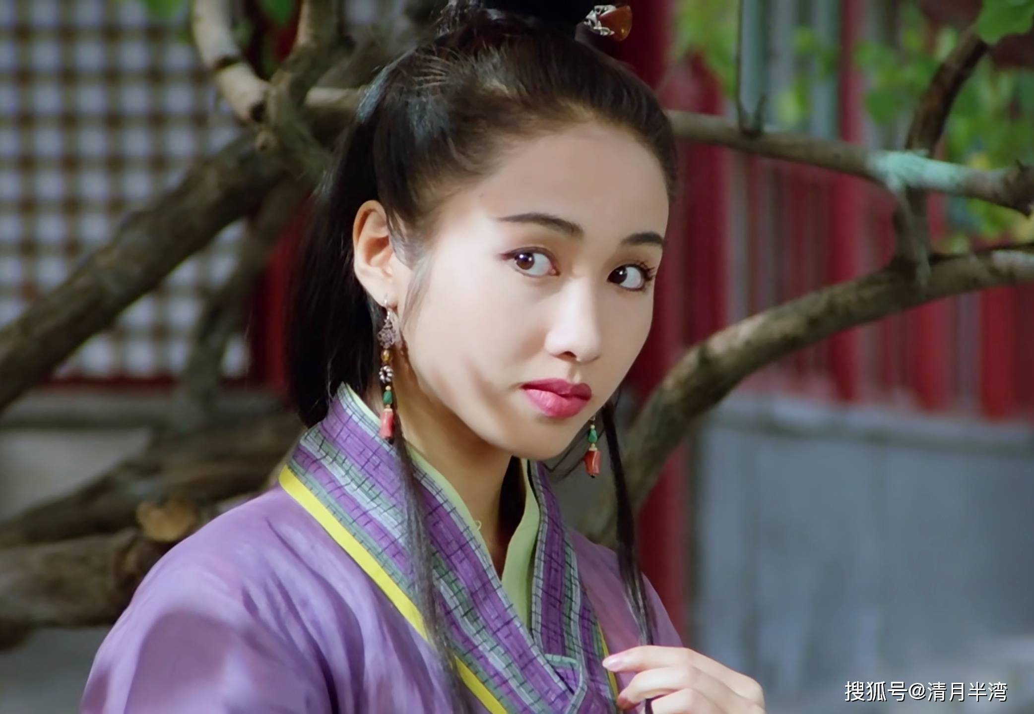 11位演周芷若的女演员,看过才知道,啥叫秀似芝兰,啥叫老气磕碜_赵雅芝