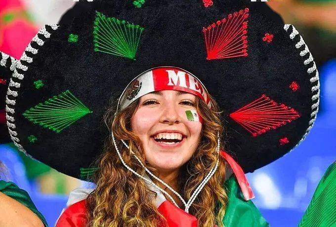 本届世界杯美女球迷大赏_克罗地亚_哥斯达黎加_伊朗