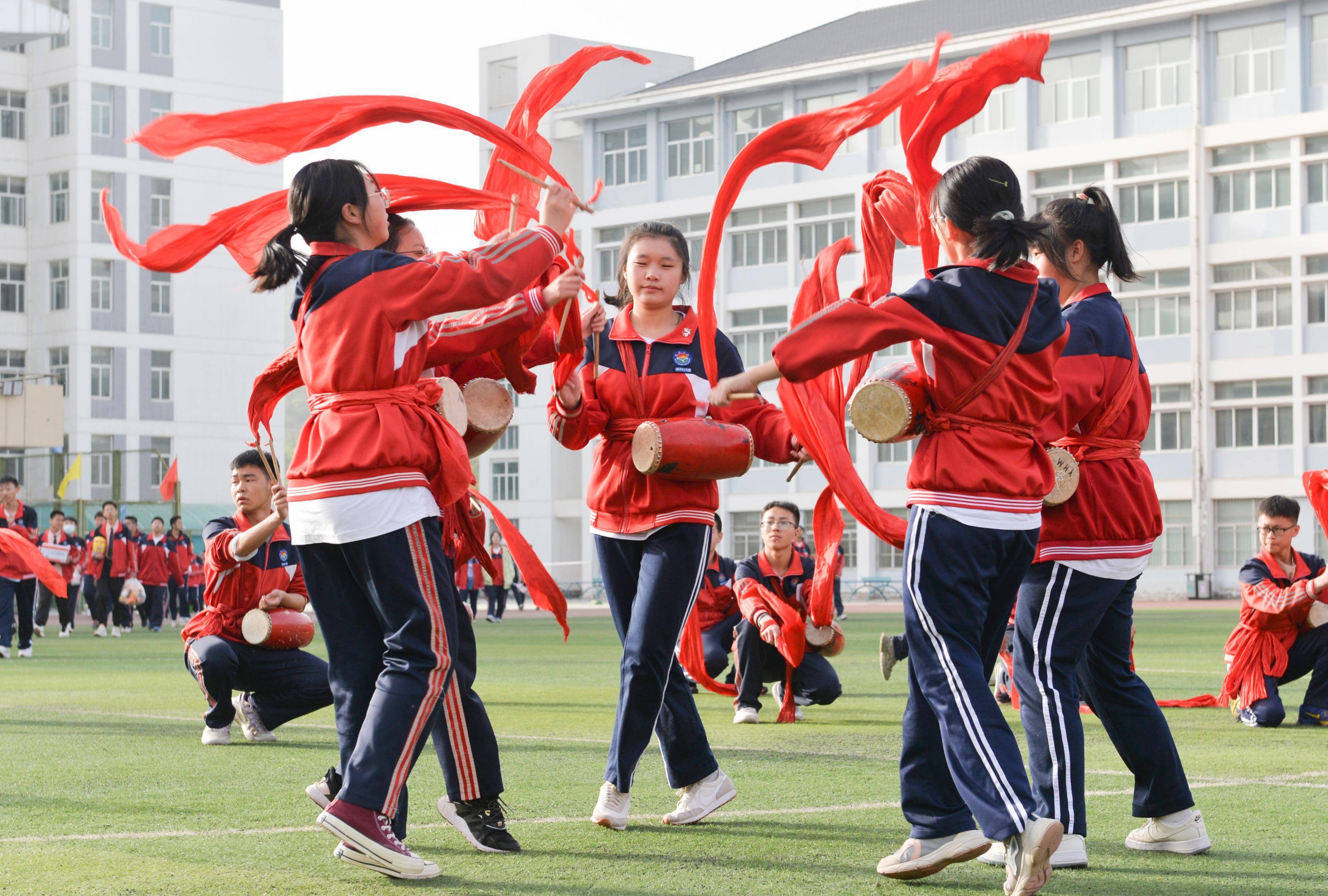 (新时代新征程新伟业·图文互动)延安中学:用延安精神教书育人 探索