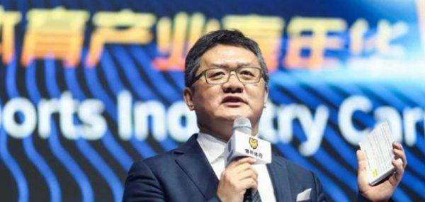 体育主持人张斌主持奥运频道时场面失控,因此被停职发生了啥?