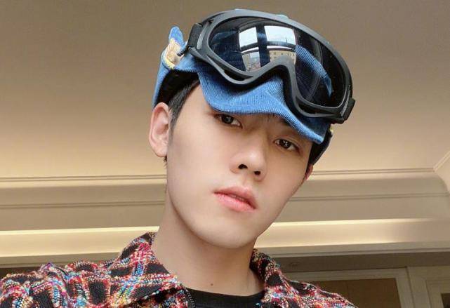 前段时间任豪还深陷李由的事情中,让很多粉丝都为他辟谣,没想到短短几