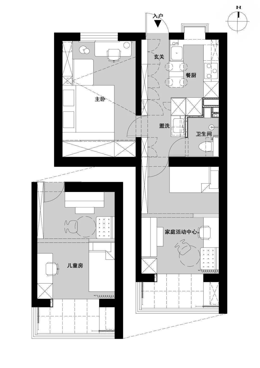 原始戶型圖行十設計為屋主提供了6套平面規劃方案,屋主選擇了其中最